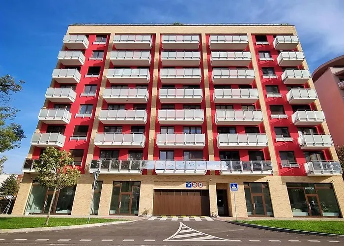 10 Minutes To City: Cozy Urban Apartment Stay
